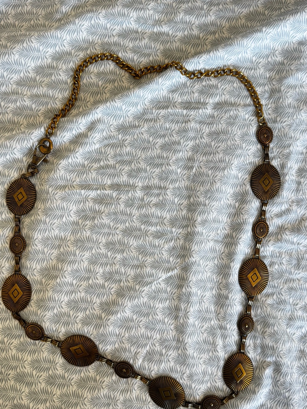 Vintage Western Statement Chain Belt | Gold-Tone Medallion Waist Belt | Y2K Boho